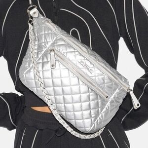 Mz Wallace
Silver Crosby Crossbody Sling Bag